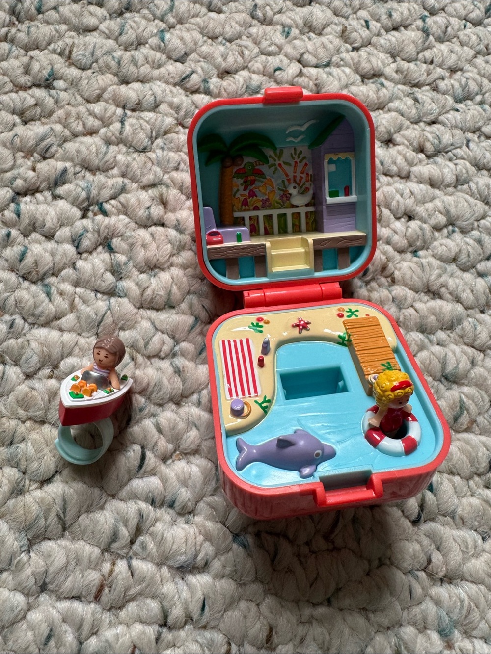 Vintage 1991 Polly Pocket Lulu and her Speedboat Ring Case - Picture 2 of 4